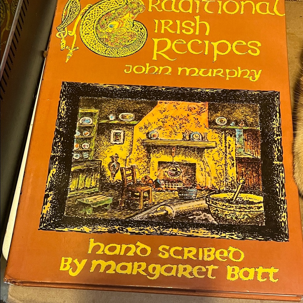 Traditional Irish Recipes Cookbook - Orange Cover